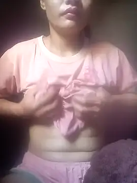 Snapshot of Hana_sexyy chatting on 11/14/25, 01:15 Hana sexyy online show from 11/14/25, 01:15