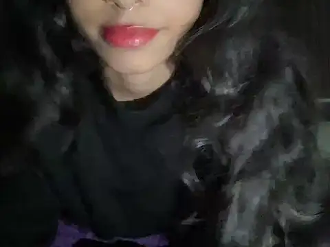 Snapshot of youngriri2 chatting on 10/22/25, 03:01 youngriri2 online show from 10/22/25, 03:01