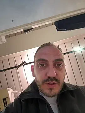 AlexGogo23 online show from 10/13/25, 01:55