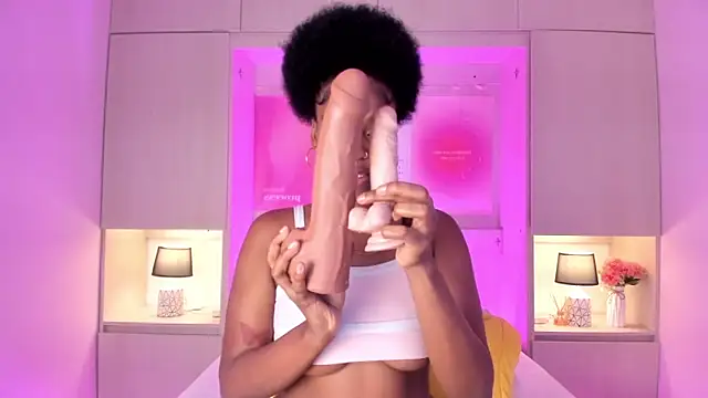 MaraBaker online show from 10/28/25, 12:09