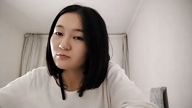 Snapshot of Lyndasilk chatting on 10/14/25, 03:13 Lyndasilk online show from 10/14/25, 03:13