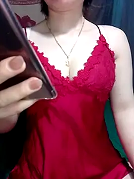 LeanaLy online show from 04/17/26, 01:08