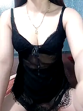 Snapshot of LeanaLy chatting on 06/02/26, 12:34 LeanaLy online show from 06/02/26, 12:34
