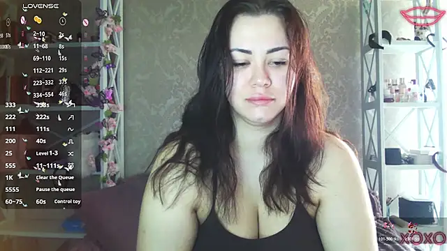 Snapshot of kiksee_ chatting on 03/24/26, 08:08 kiksee online show from 03/24/26, 08:08