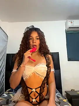 Snapshot of Eva_Dollhot chatting on 10/25/25, 12:40 Eva Dollhot online show from 10/25/25, 12:40