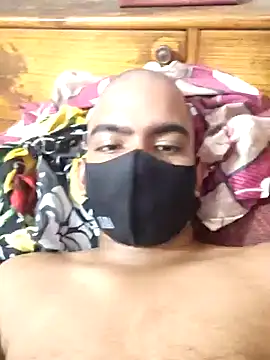 Snapshot of delhi__man_1 chatting on 10/23/25, 02:27 delhi man 1 online show from 10/23/25, 02:27