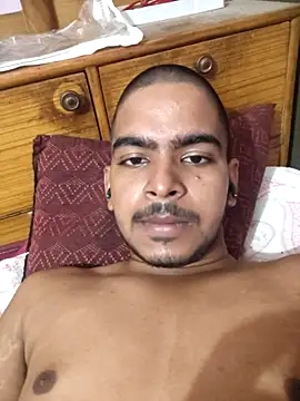 Snapshot of delhi__man_1 chatting on 10/29/25, 07:15 delhi man 1 online show from 10/29/25, 07:15