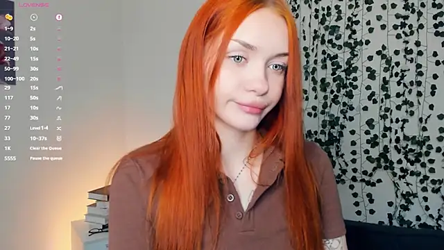 Snapshot of Foxy_blush chatting on 11/21/25, 07:34 Foxy blush online show from 11/21/25, 07:34