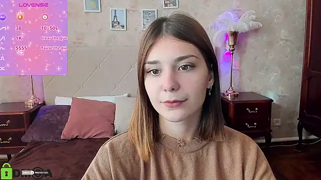 Snapshot of MargoChill chatting on 10/16/25, 01:12 MargoChill online show from 10/16/25, 01:12