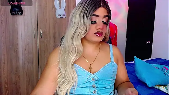 Sofiabigcock22 online show from 10/26/25, 12:11