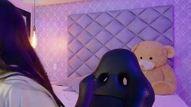 CARO ADAMS1 online show from 11/24/25, 11:54