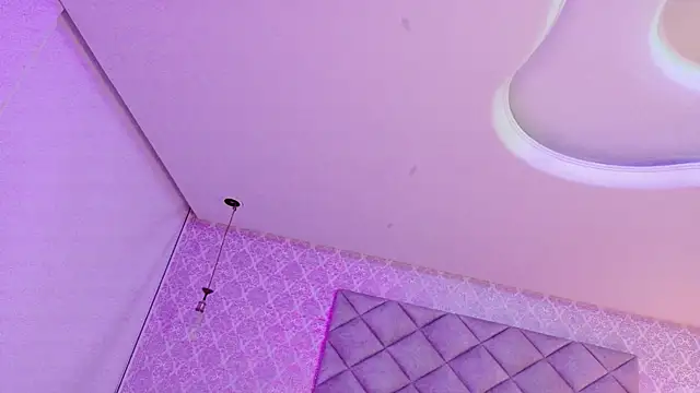 CARO ADAMS1 online show from 12/03/25, 11:08