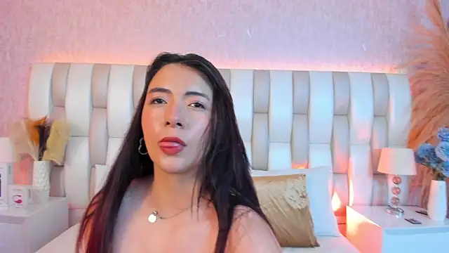 Ari lynn  online show from 12/03/25, 03:25