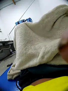 Snapshot of renatinhosilva68 chatting on 10/12/25, 07:07 renatinhosilva68 online show from 10/12/25, 07:07