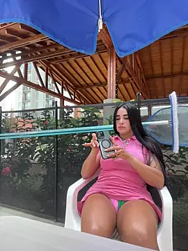 Snapshot of RoseSeductre chatting on 11/06/25, 09:15 RoseSeductre online show from 11/06/25, 09:15