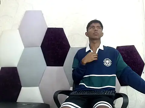 Mick storm online show from 02/05/26, 06:56