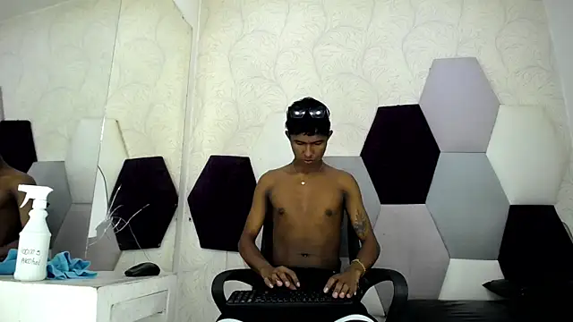 Mick storm online show from 02/26/26, 07:35