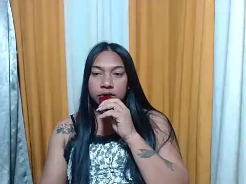 Snapshot of ellah_morenax chatting on 07/07/26, 08:24 ellah morenax online show from 07/07/26, 08:24