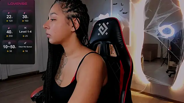 Aisha Goldstein online show from 11/03/25, 06:03