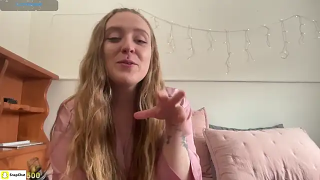 Snapshot of Pattyworld69 chatting on 04/09/26, 09:31 Pattyworld69 online show from 04/09/26, 09:31