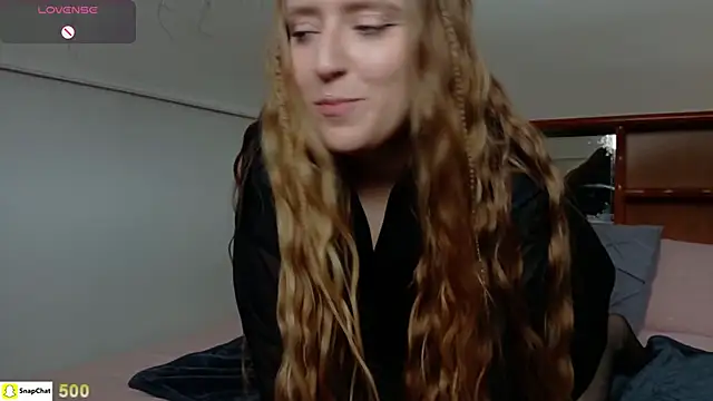 Snapshot of Pattyworld69 chatting on 04/13/26, 05:51 Pattyworld69 online show from 04/13/26, 05:51