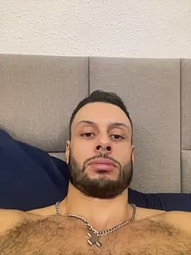 Camaraman05 online show from 10/12/25, 06:23