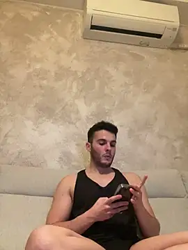 Camaraman05 online show from 02/21/26, 06:47