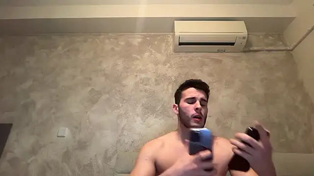 Camaraman05 online show from 03/01/26, 07:49