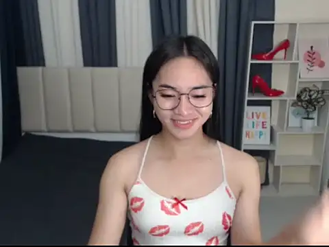 PetiteAsianMarian online show from 10/21/25, 05:46