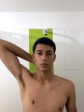 Snapshot of Adrian_0110 chatting on 10/12/25, 11:26 Adrian 0110 online show from 10/12/25, 11:26