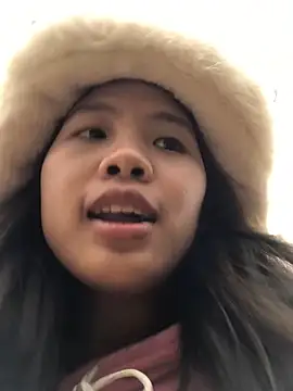 Snapshot of namicute chatting on 12/16/25, 08:19 namicute online show from 12/16/25, 08:19