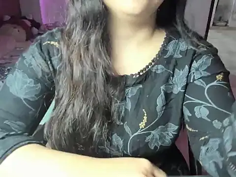 Divya68 online show from 11/18/25, 06:01