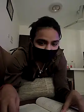 Snapshot of radhika4445 chatting on 03/14/26, 05:57 radhika4445 online show from 03/14/26, 05:57