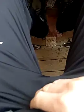 szabi1995 online show from 10/13/25, 06:46