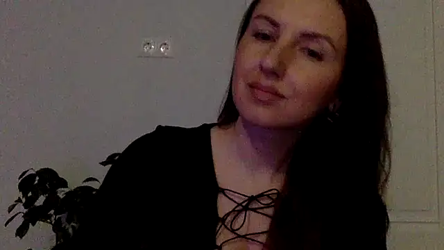 Snapshot of Melivorra chatting on 02/08/26, 07:06 Melivorra online show from 02/08/26, 07:06