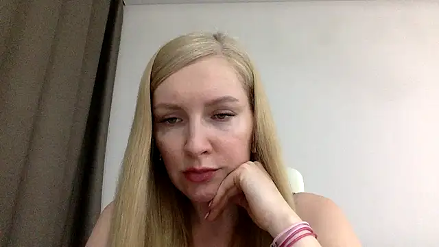 Snapshot of Neralith chatting on 07/13/26, 06:33 Neralith online show from 07/13/26, 06:33