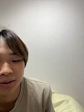 Snapshot of nagi_112 chatting on 10/31/25, 04:08 nagi 112 online show from 10/31/25, 04:08