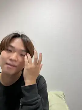 Snapshot of nagi_112 chatting on 11/02/25, 05:43 nagi 112 online show from 11/02/25, 05:43