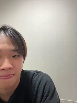 Snapshot of nagi_112 chatting on 03/06/26, 10:12 nagi 112 online show from 03/06/26, 10:12