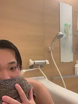 Snapshot of nagi_112 chatting on 04/09/26, 12:10 nagi 112 online show from 04/09/26, 12:10