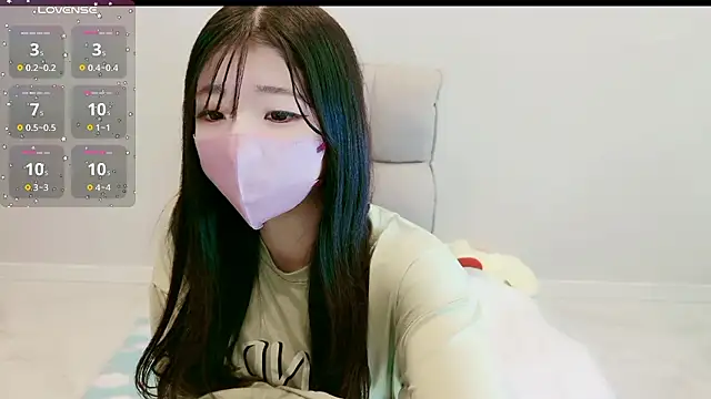 Snapshot of Rin_chan_77 chatting on 11/22/25, 10:09 Rin chan 77 online show from 11/22/25, 10:09