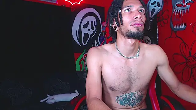 Snapshot of Monsterdominationx chatting on 11/25/25, 12:27 Monsterdominationx online show from 11/25/25, 12:27