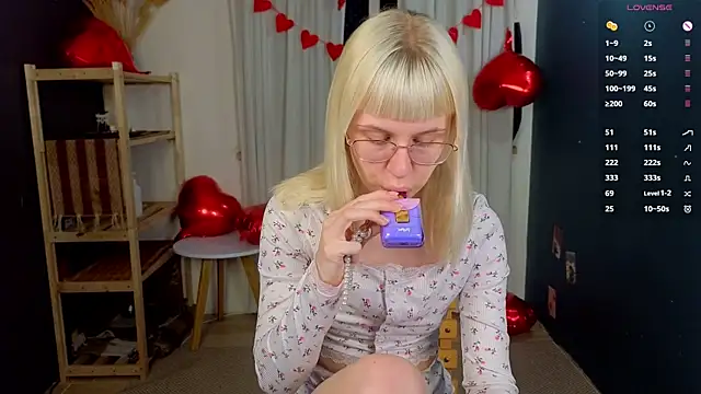 lovedrope online show from 02/15/26, 07:51