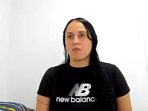 marah dupont22 online show from 10/21/25, 04:08