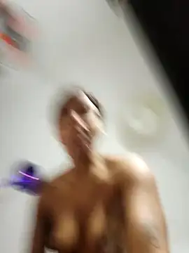 Jxxxa2 online show from 11/11/25, 11:32