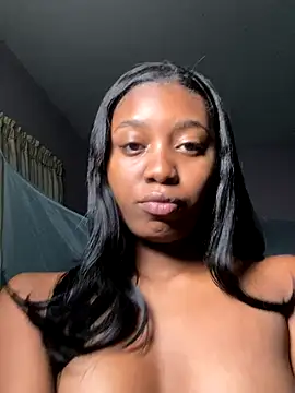 Jazmin-chel online show from 10/14/25, 01:45