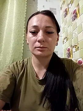 Snapshot of HollyDollsi chatting on 12/20/25, 09:55 HollyDollsi online show from 12/20/25, 09:55