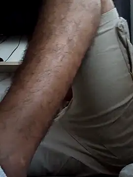 Snapshot of sexyandres_23 chatting on 03/15/26, 11:00 sexyandres 23 online show from 03/15/26, 11:00