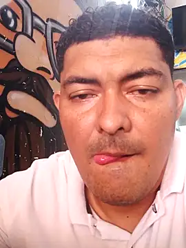 Snapshot of sexyandres_23 chatting on 06/02/26, 07:05 sexyandres 23 online show from 06/02/26, 07:05
