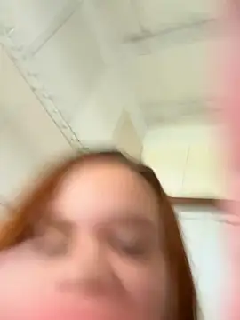 Snapshot of ruivinhadancer chatting on 11/26/25, 01:12 ruivinhadancer online show from 11/26/25, 01:12